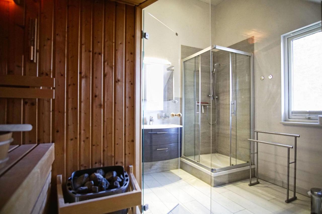 Komfortables Haus Mit Kamin, Sauna, Garten, Terrasse - Ferienhaus Sternschnuppe Wiek auf Rügen Exterior foto